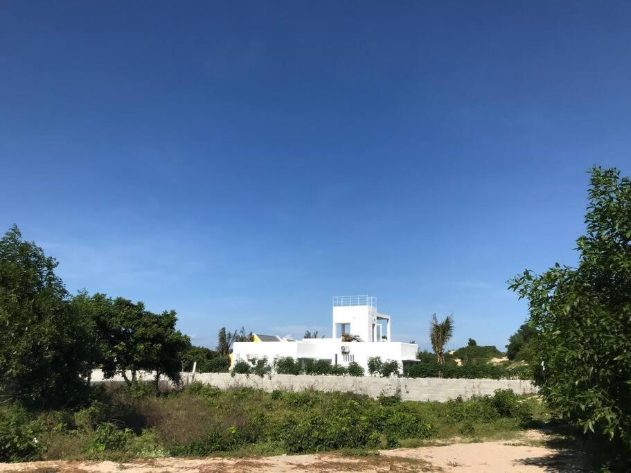 Ho Lan Retreat, Villa Mat Bien Danh Cho 8 Nguoi. Pho Tri Bagian luar foto